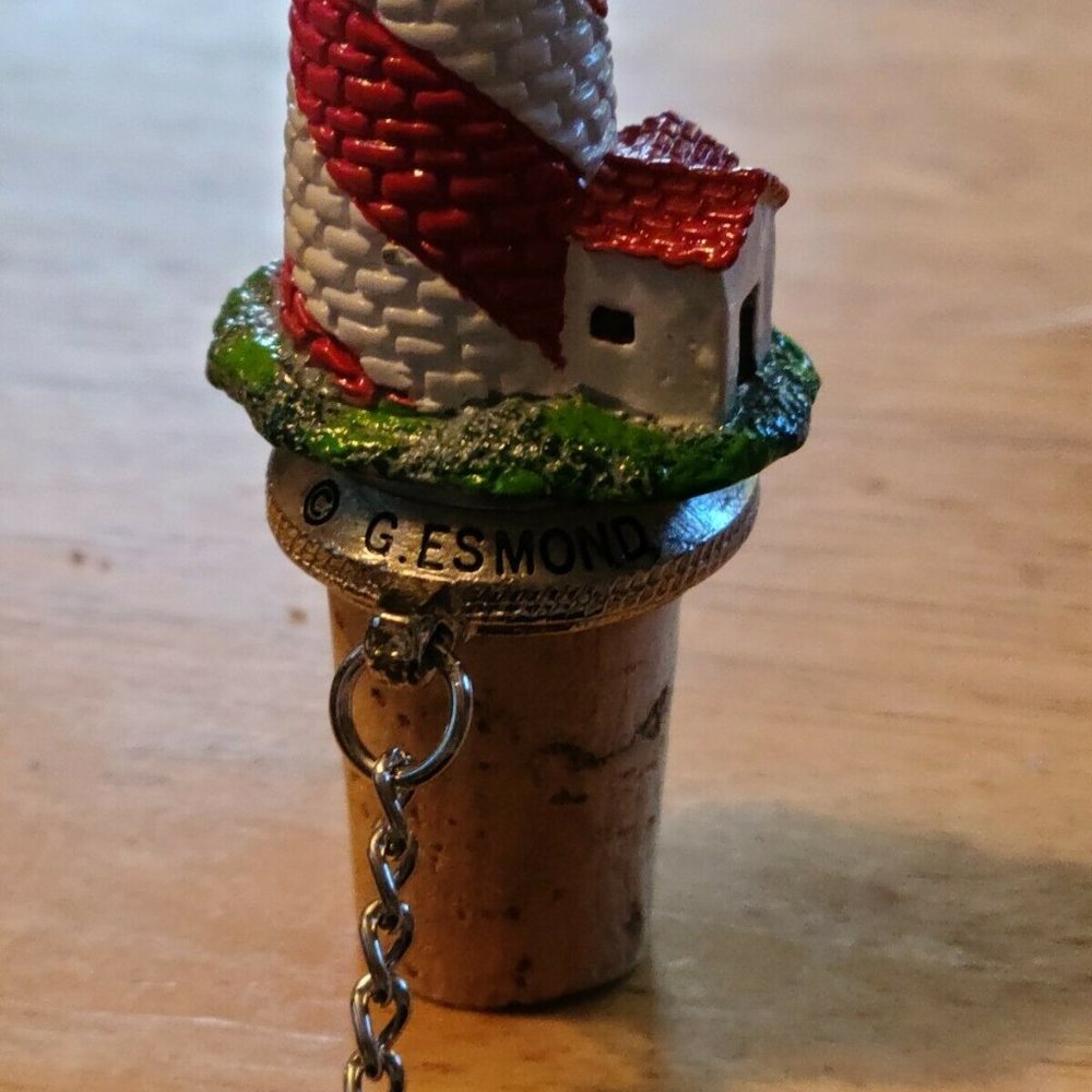 LOT OF 5LIGHTHOUSE SOLID PEWTER/CORK BOTTLE STOPPER WITH CHAIN HAND PAINTED BNIB - Picture 6 of 6